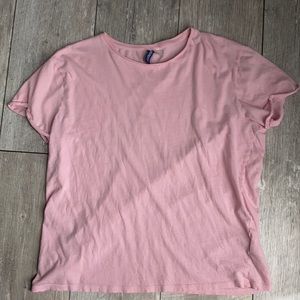 Pink t-shirt